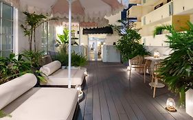 Hilton Garden Inn Miami South Beach